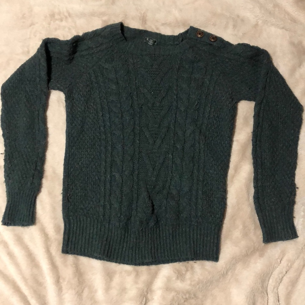 ROOTS Sweater.